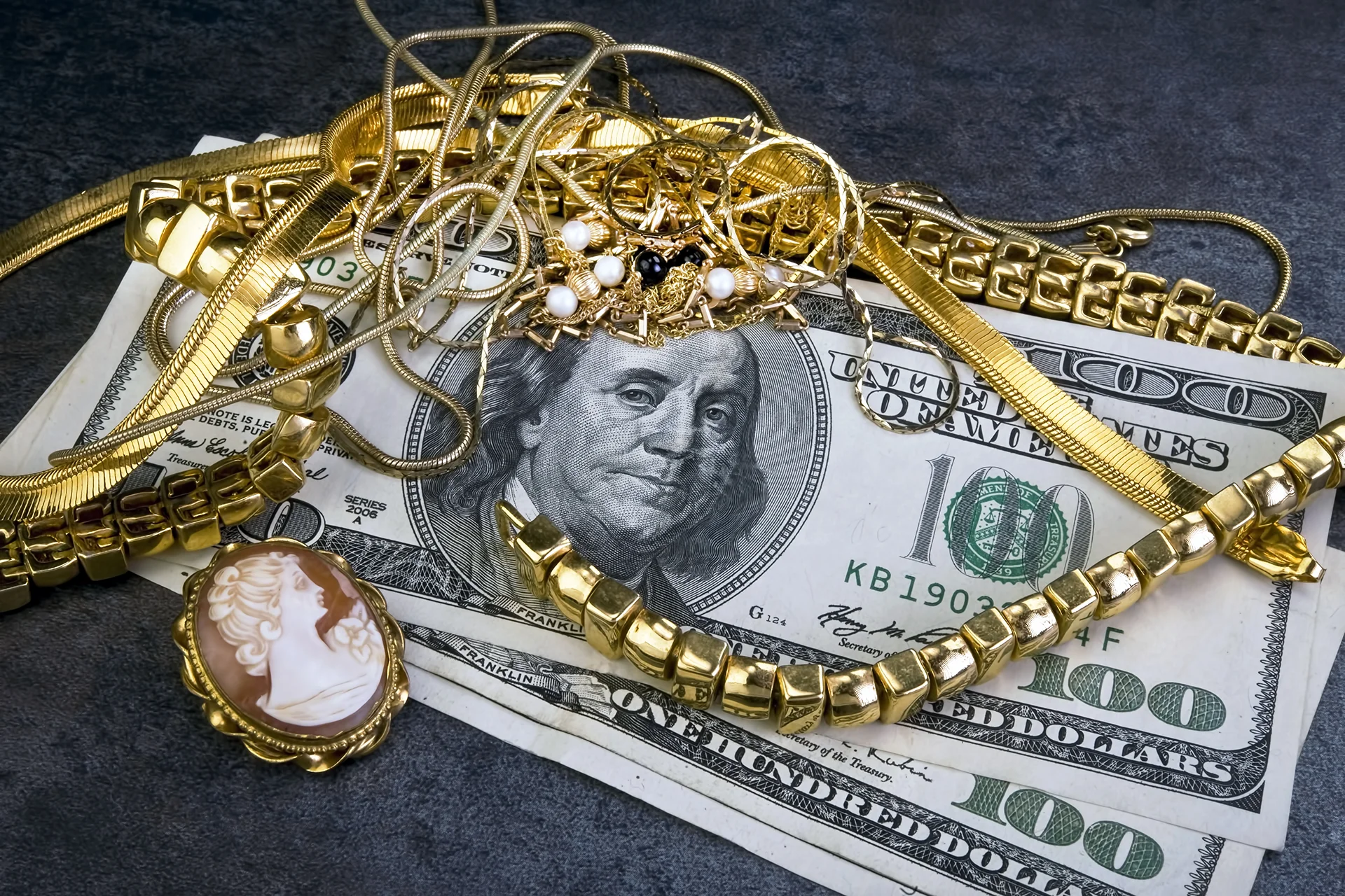 Quality jewelry and valuables — a better pawn experience